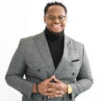 pastor_parris_mcmurray_360