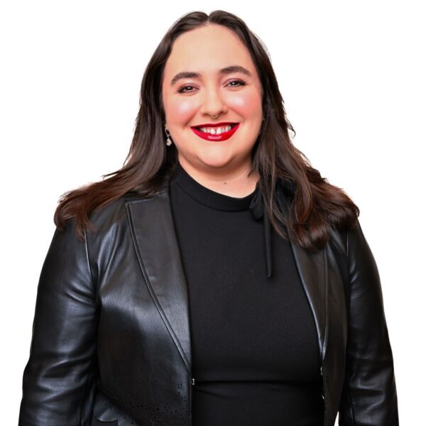 Clara Martinez Headshot_Web_1-1 Ratio